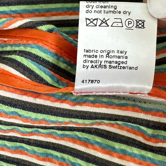 Akris Punto • Seersucker Two Button Blazer - Picture 14 of 15